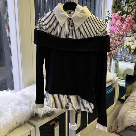 Women’s top - Picture 1 of 3